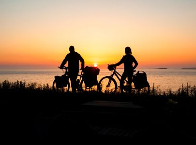 Sykkeltur på Helgelandskysten | Island Hopping by Bike in Northern Norway | Discover Norway
