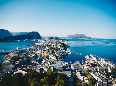 Ålesund to Åndalsnes bike tour | Discover Norway