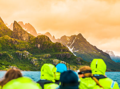 Winter Adventures in Lofoten | Discover Norway