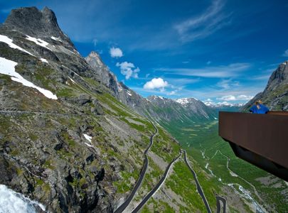 Ålesund to Åndalsnes bike tour | Discover Norway